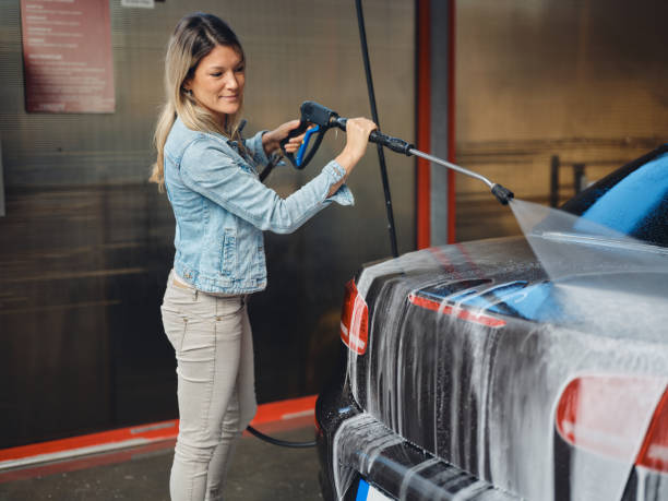 Best Sidewalk Pressure Washing  in La Mirada, CA